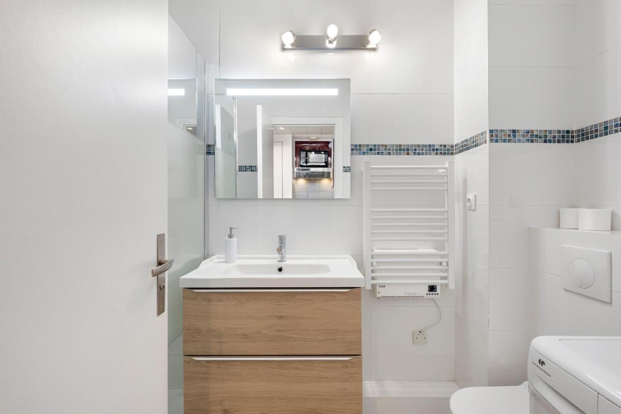 Studio Massenet Five Stars Holiday House Nice Bagian luar foto
