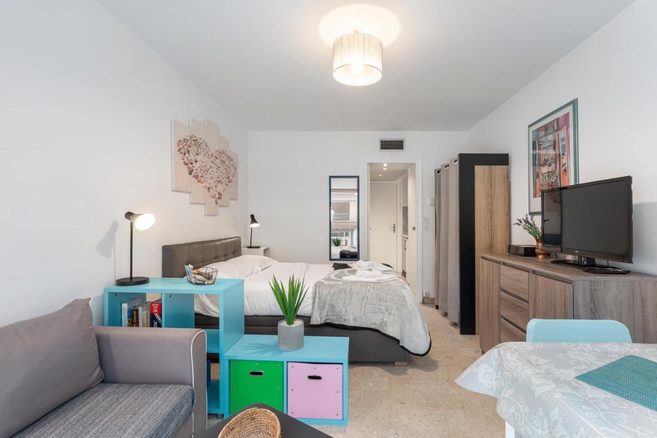 Studio Massenet Five Stars Holiday House Nice Bagian luar foto