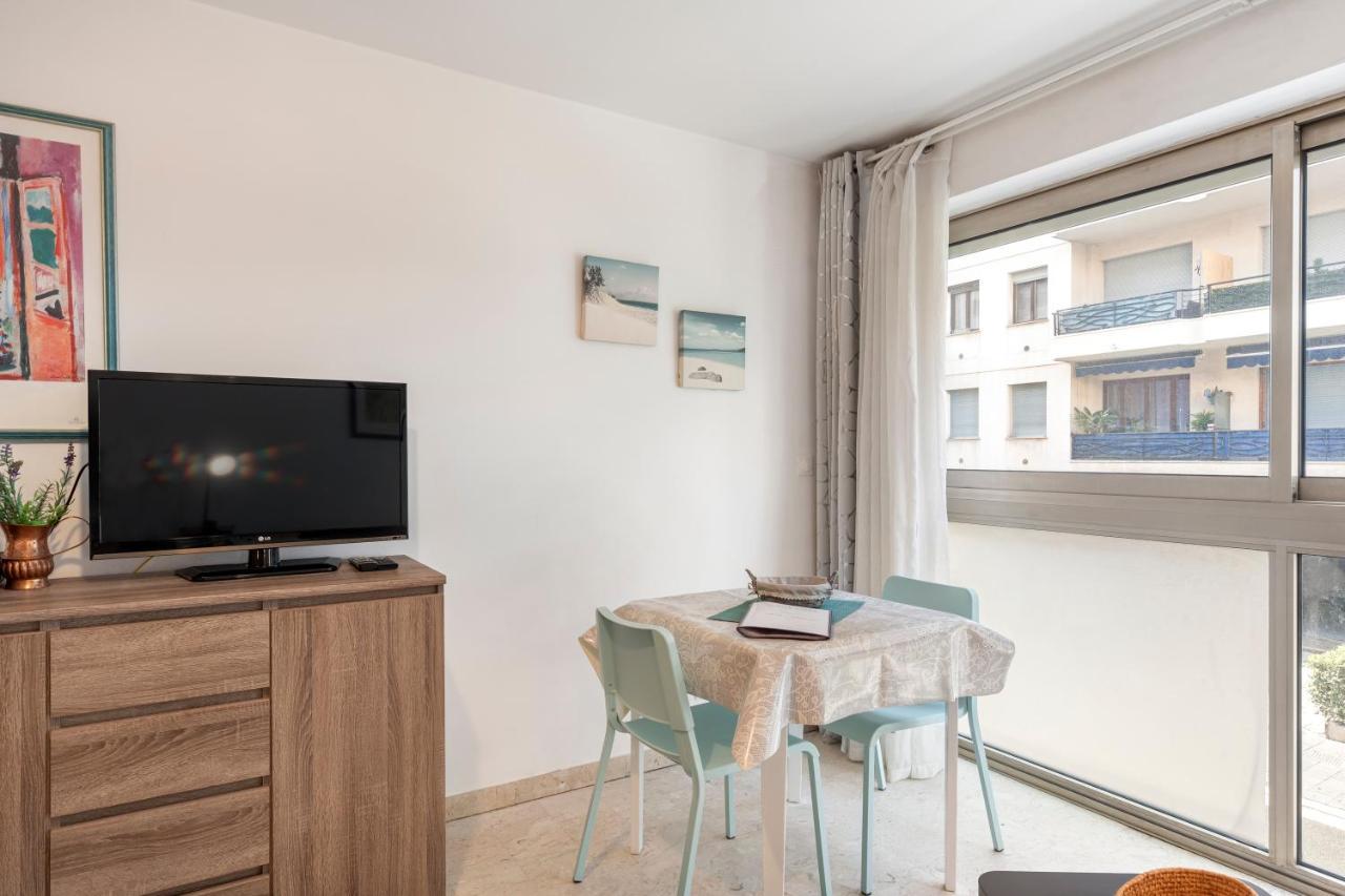 Studio Massenet Five Stars Holiday House Nice Bagian luar foto